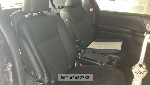 Toyota VOXY 2024-08 8550346-6