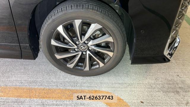 Toyota VOXY 2024-08 8550346-8