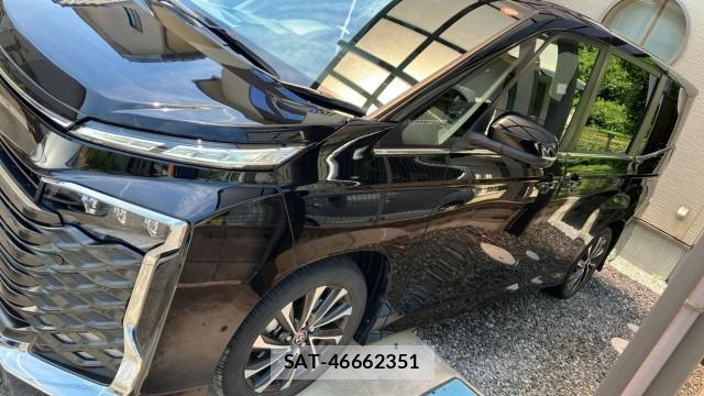 Toyota VOXY 2022-03 8550372-10