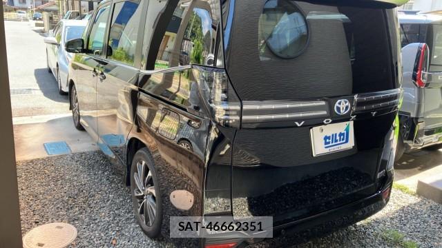 Toyota VOXY 2022-03 8550372-13