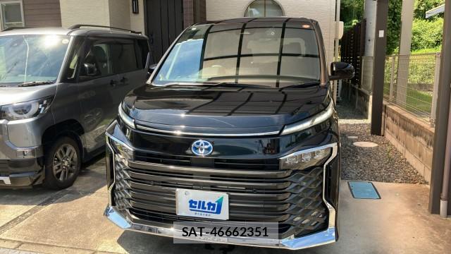 Toyota VOXY 2022-03 8550372-9