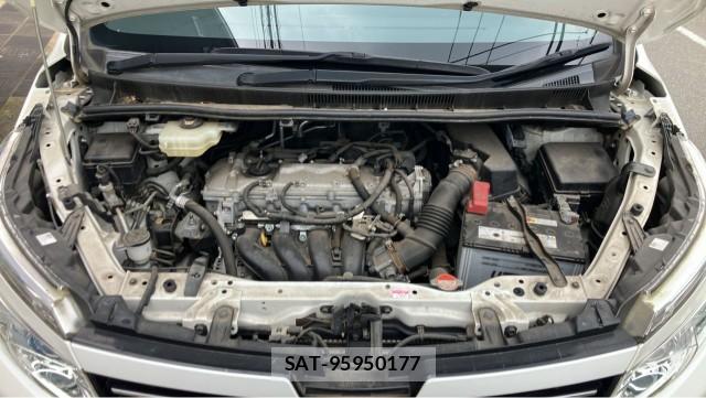 Toyota VOXY 2015-12 8550406-7