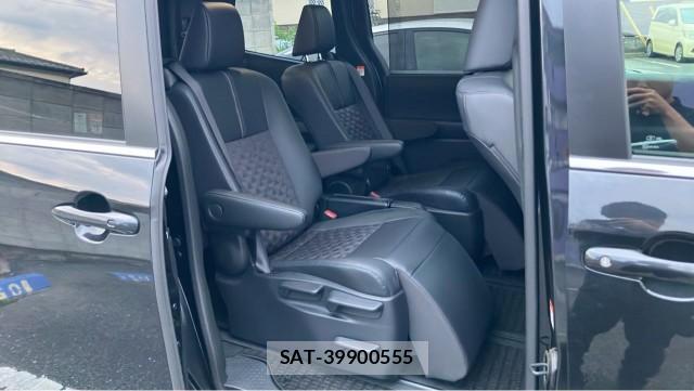 Toyota VOXY 2026-06 8550411-6