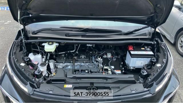 Toyota VOXY 2026-06 8550411-7