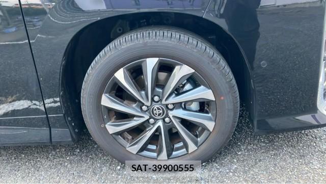 Toyota VOXY 2026-06 8550411-8
