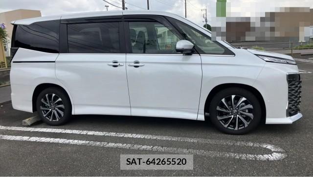 Toyota VOXY 2026-02 8550412-3