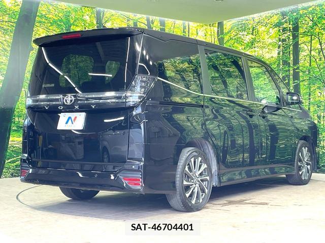 Toyota VOXY 2024-02 8550687-16