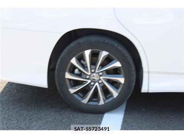 Toyota VOXY 2023-06 8550761-11