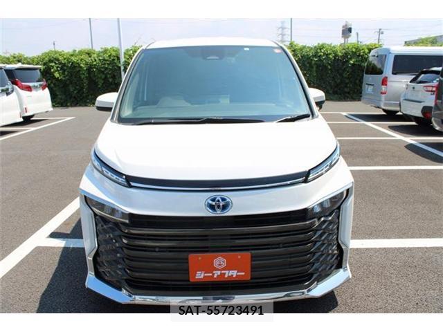 Toyota VOXY 2023-06 8550761-3