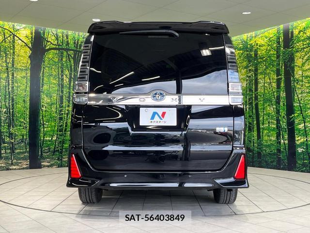Toyota VOXY 2019-11 8550818-15