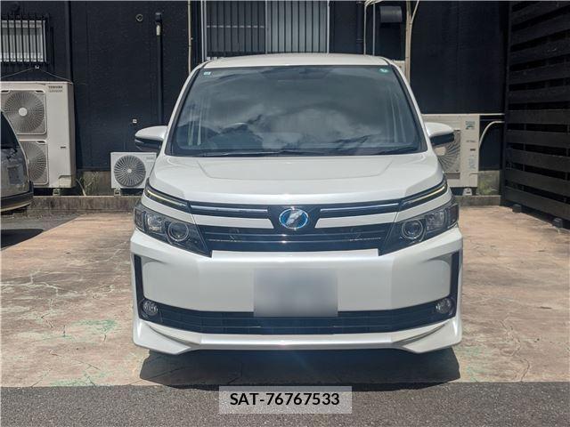 Toyota VOXY 2015-12 8550837-2