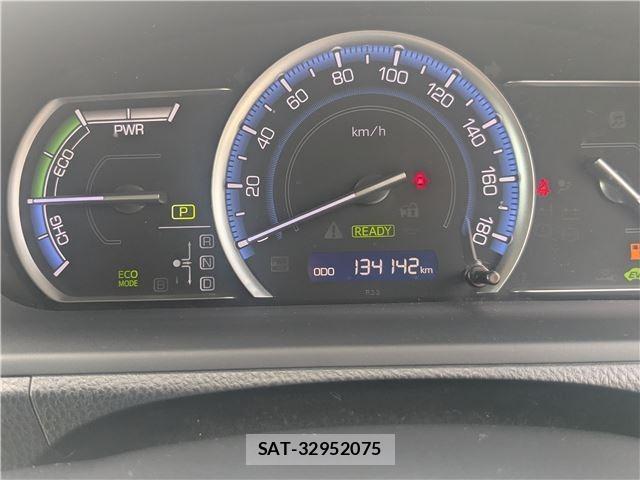 Toyota VOXY 2015-07 8550838-11