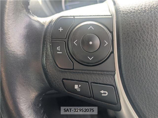 Toyota VOXY 2015-07 8550838-12