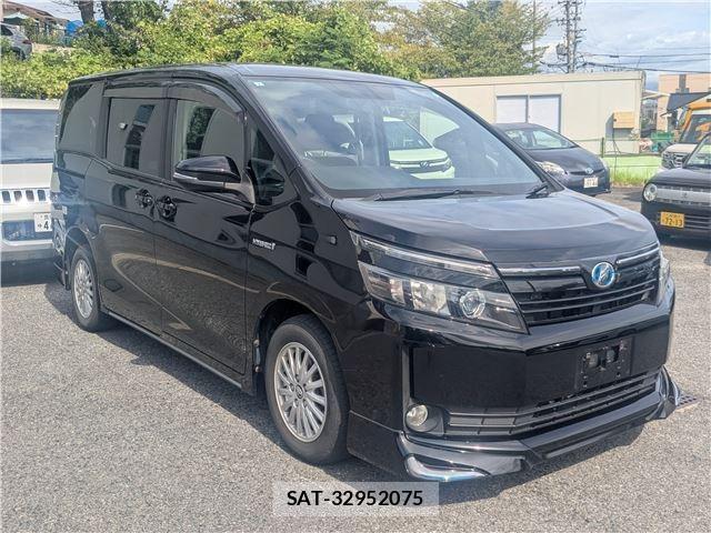 Toyota VOXY 2015-07 8550838-6