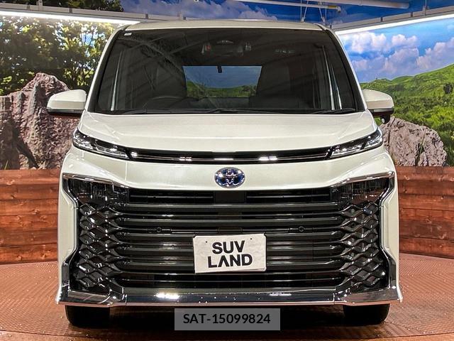 Toyota VOXY 2024-01 8550971-14