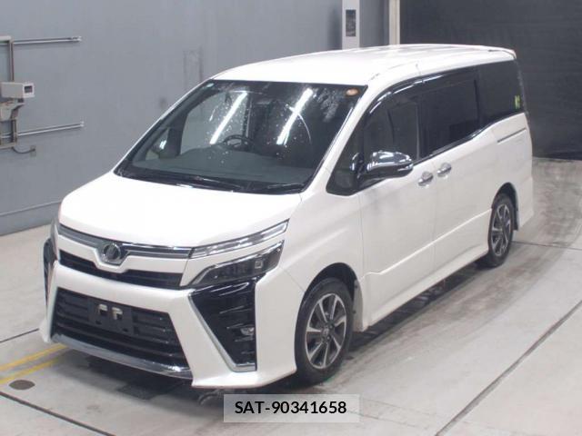 Toyota VOXY 2018-09 8551002-1