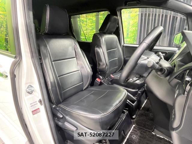 Toyota VOXY 2019-06 8551075-7