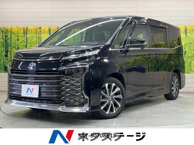 Toyota VOXY 2023-05 8551094-0
