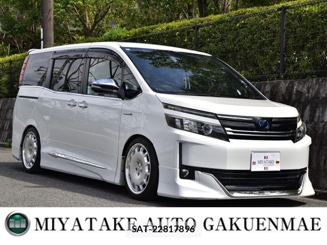 Toyota VOXY 2014-03 8551194-0