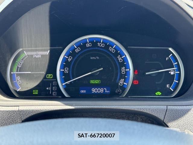 Toyota VOXY 2014-08 8551351-12