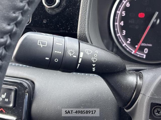 Toyota VOXY 2022-09 8551454-16