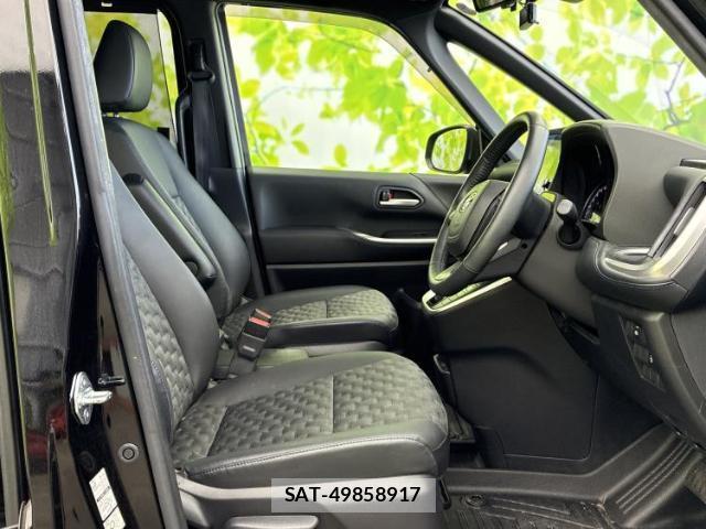 Toyota VOXY 2022-09 8551454-3
