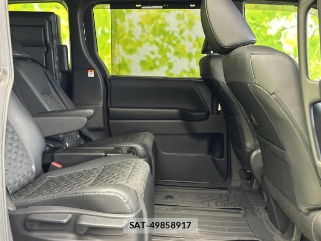 Toyota VOXY 2022-09 8551454-4