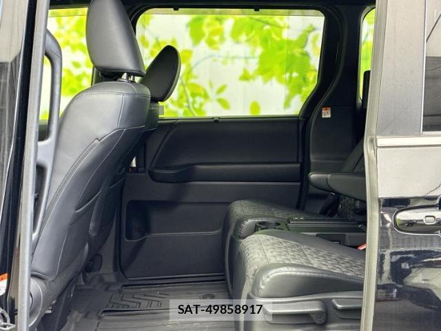 Toyota VOXY 2022-09 8551454-6