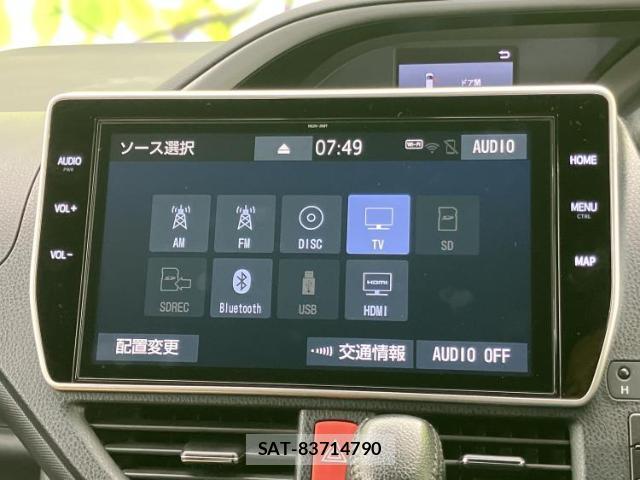 Toyota VOXY 2021-03 8551455-10