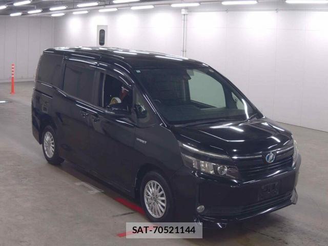 Toyota VOXY 2016-04 8551497-0