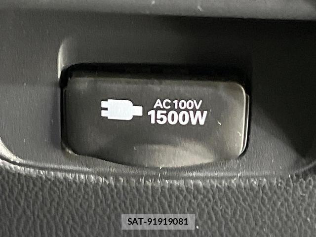 Toyota VOXY 2022-04 8551665-7