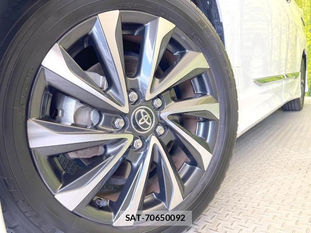 Toyota VOXY 2022-09 8551748-13