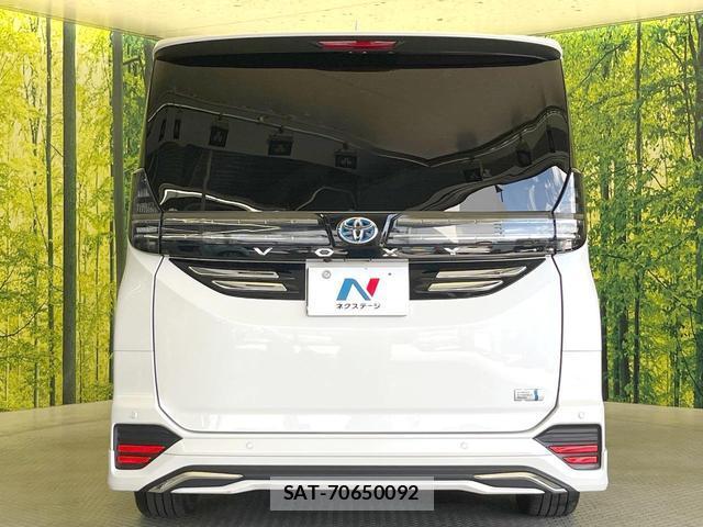 Toyota VOXY 2022-09 8551748-15