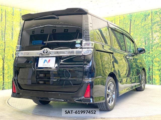 Toyota VOXY 2020-02 8551751-16