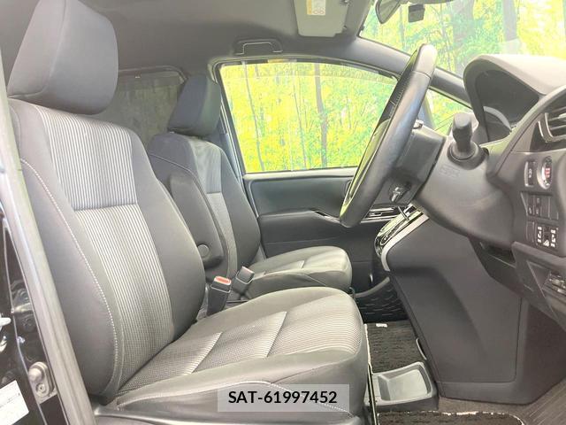 Toyota VOXY 2020-02 8551751-7