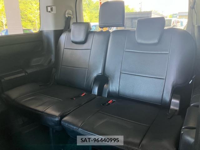 Toyota VOXY 2016-12 8551764-8
