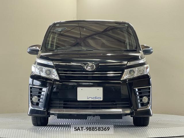 Toyota VOXY 2015-12 8551820-7