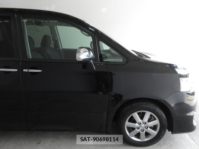 Toyota VOXY 2009-08 8551824-10