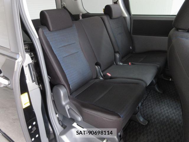 Toyota VOXY 2009-08 8551824-12