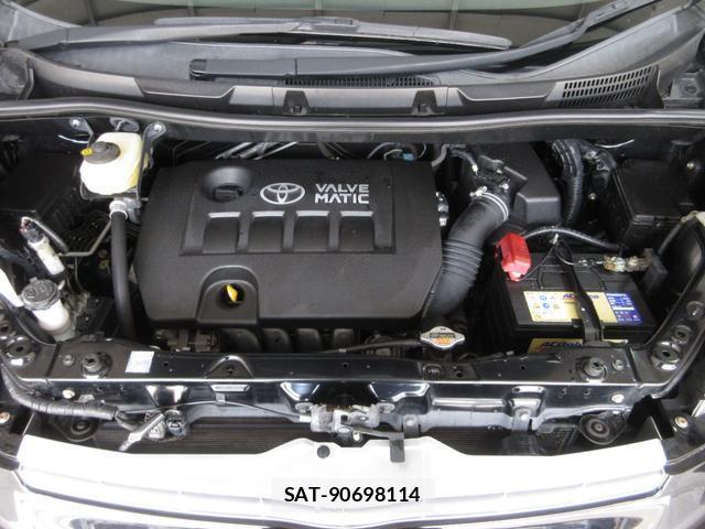 Toyota VOXY 2009-08 8551824-19