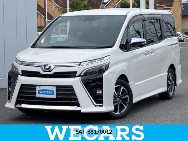 Toyota VOXY 2018-08 8551830-0