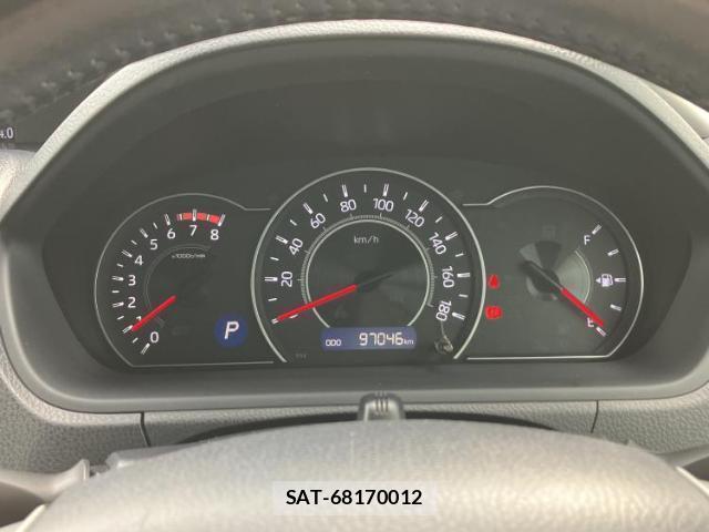 Toyota VOXY 2018-08 8551830-13