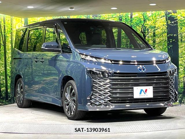 Toyota VOXY 2022-12 8551901-16