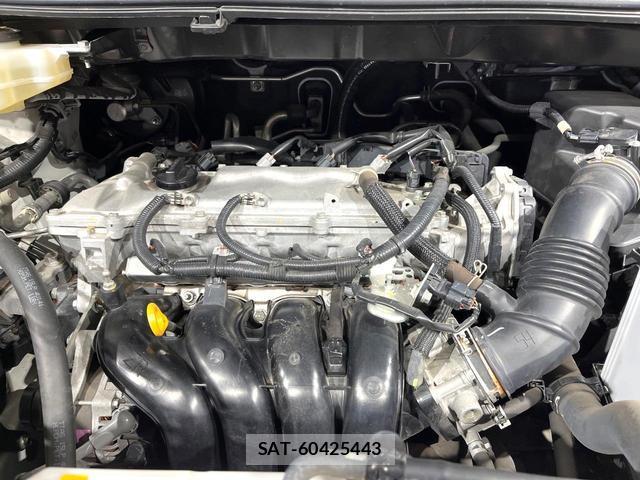 Toyota VOXY 2017-07 8551907-17