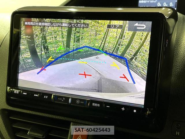Toyota VOXY 2017-07 8551907-4