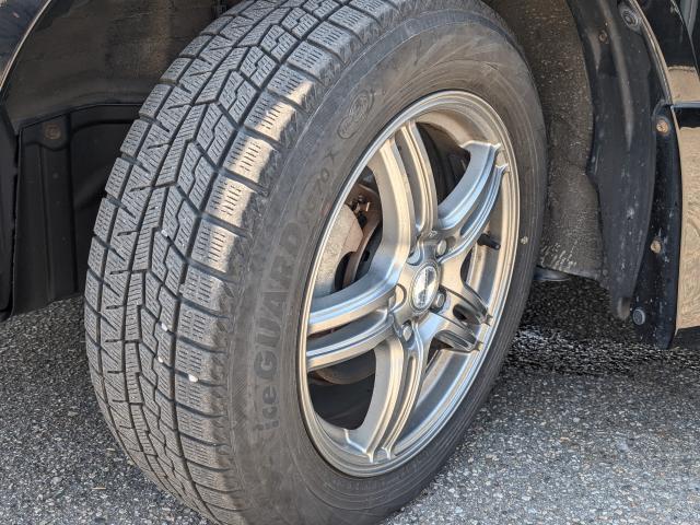 Toyota VOXY 2010-08 8551947-8