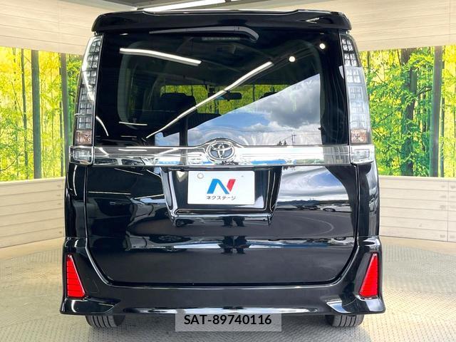 Toyota VOXY 2015-04 8552109-15