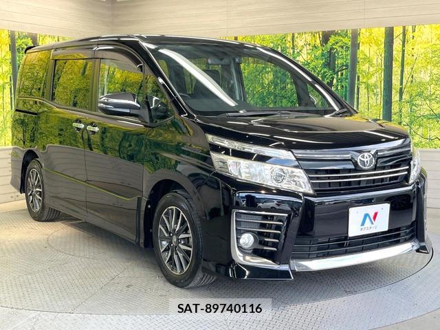 Toyota VOXY 2015-04 8552109-16