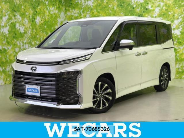 Toyota VOXY 2022-08 8552262-0