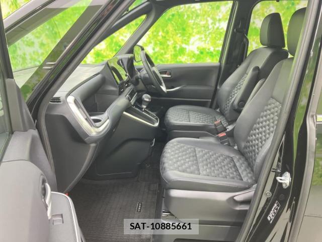 Toyota VOXY 2024-09 8552276-6